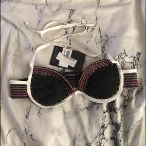 PRETTY LITTLE THING BIKINI TOP NWT size small